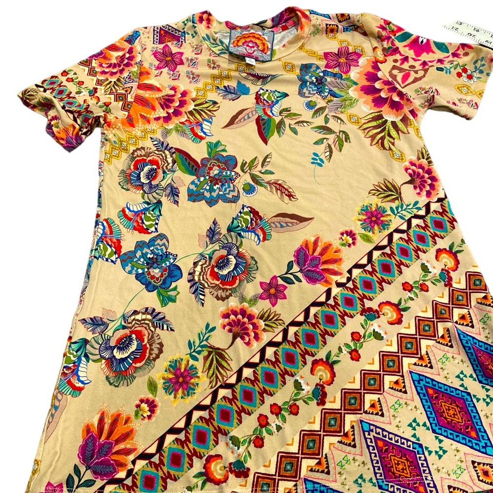 Johnny Was Tee Shirt in excellent condition